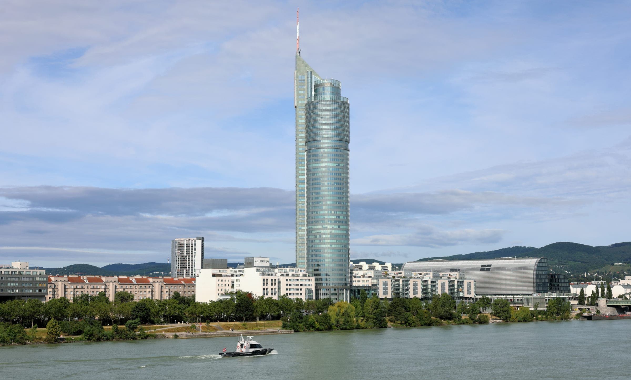 Millennium Tower und Millennium City am Wiener Donauufer